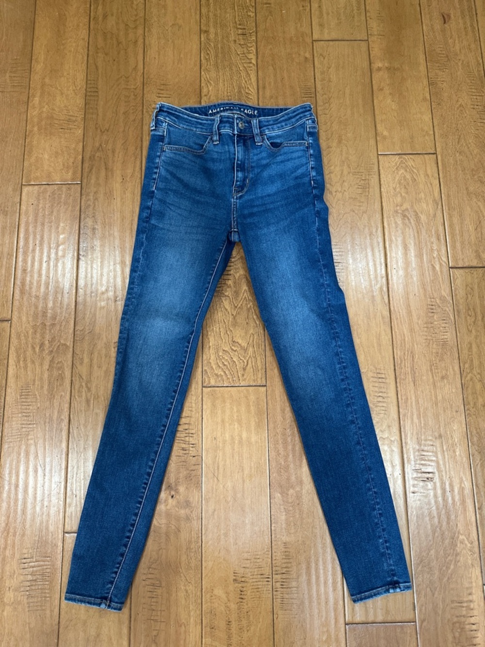 American Eagle Outfitters Mid-Rise Skinny Jeans - Blue Wash